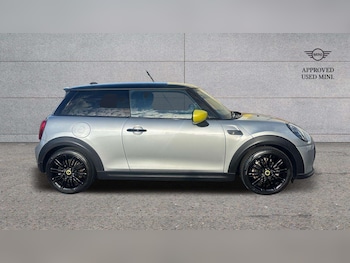 Used MINI Hatch 2023 for sale - 76141843: Photo