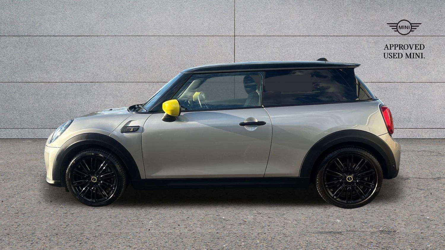 Used MINI Hatch 2023 for sale - 76141843: Photo 5