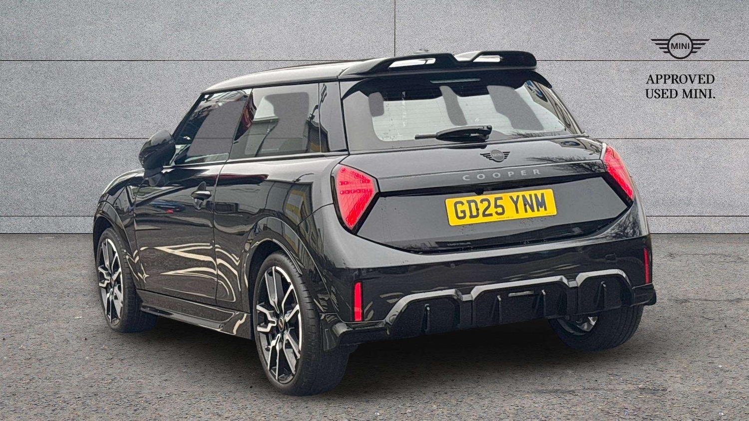 Used MINI Cooper 2025 for sale - 77500340: Photo 2