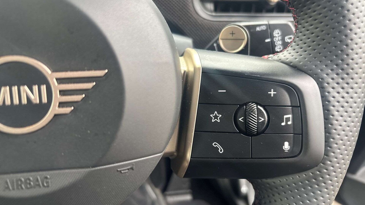Used MINI Cooper 2025 for sale - 77500340: Photo 23