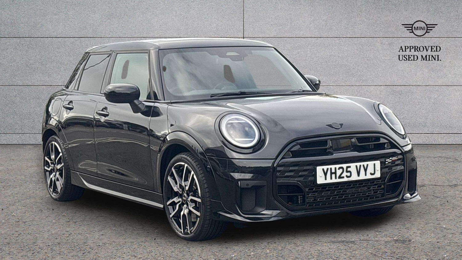 Used MINI Cooper 2025 for sale - 76362665: Photo 1