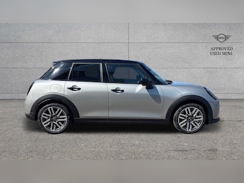 Used MINI Cooper 2025 for sale - 79118143: Photo