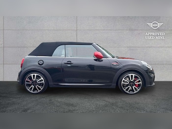 Used MINI Convertible 2024 for sale - 79567842: Photo