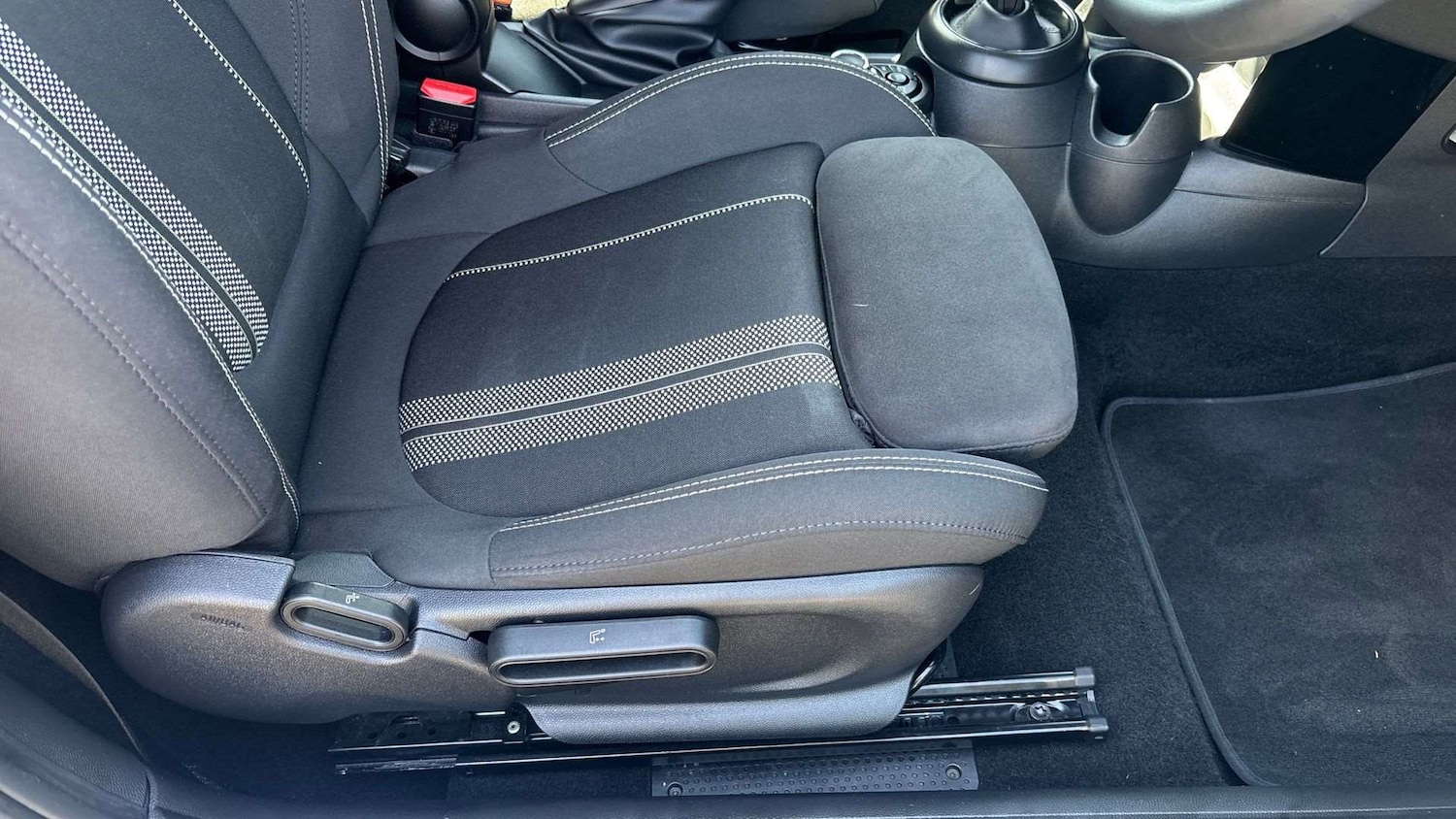 Used MINI Hatch 2023 for sale - 78187987: Photo 28