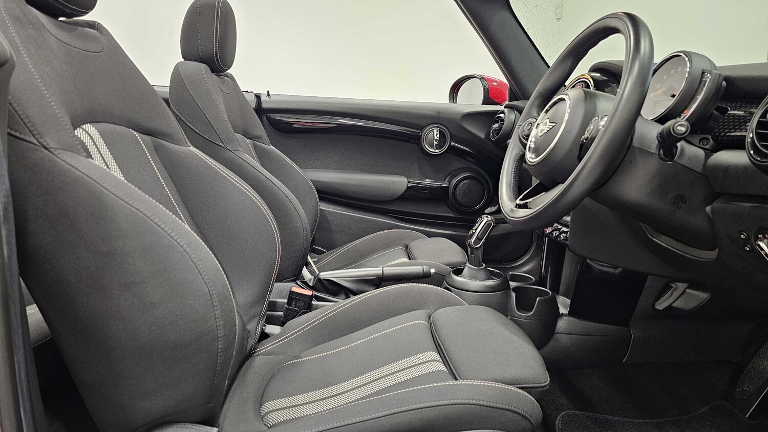 Used MINI Convertible 2021 for sale - 77861566: Photo 12