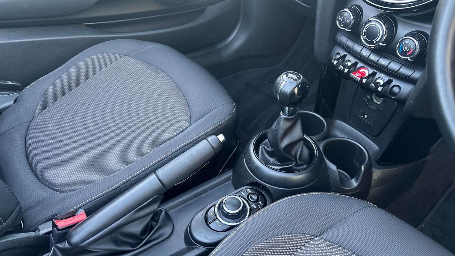 Used MINI Convertible 2022 for sale - 76718072: Photo 12