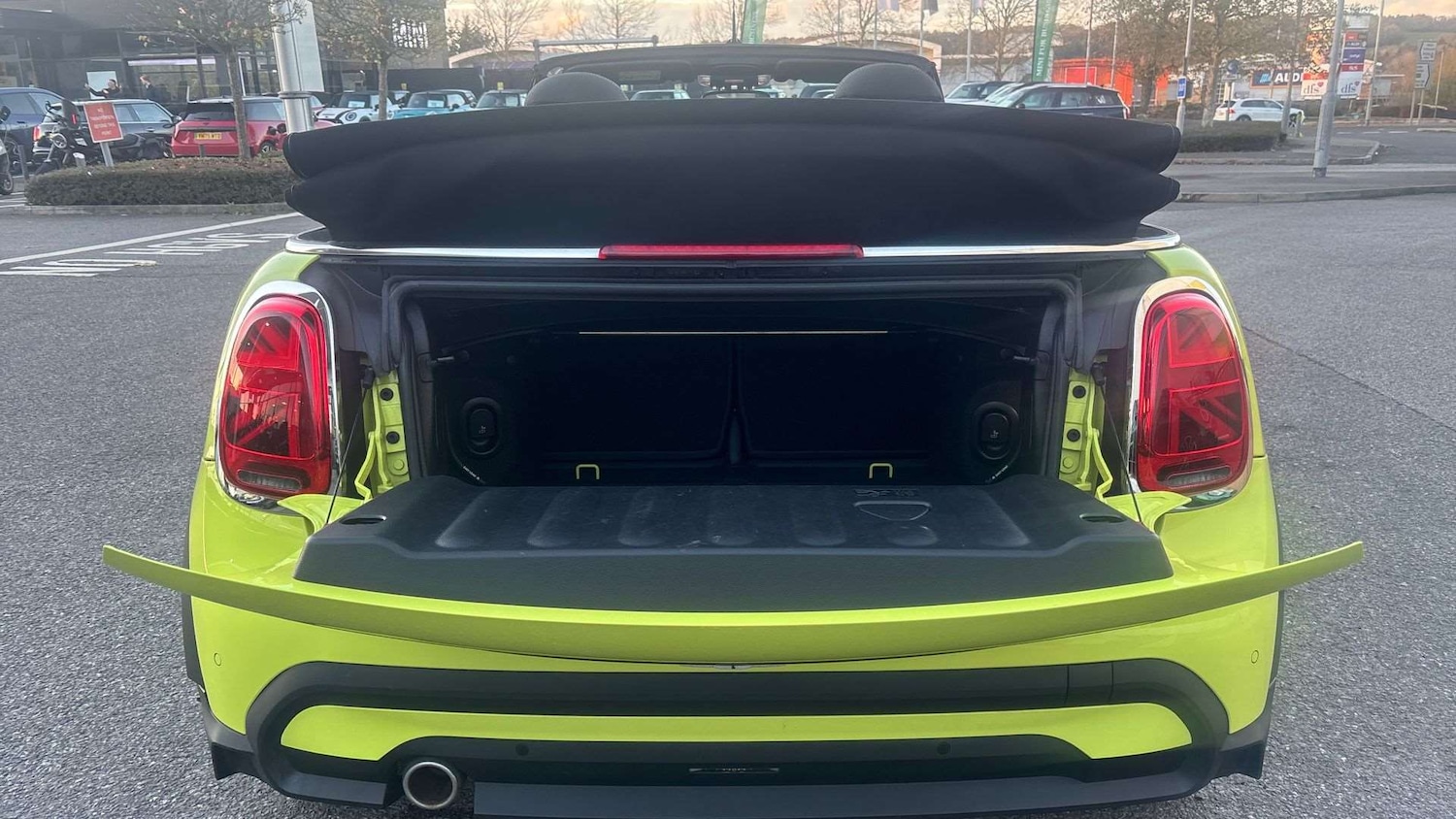 Used MINI Convertible 2022 for sale - 76718072: Photo 15