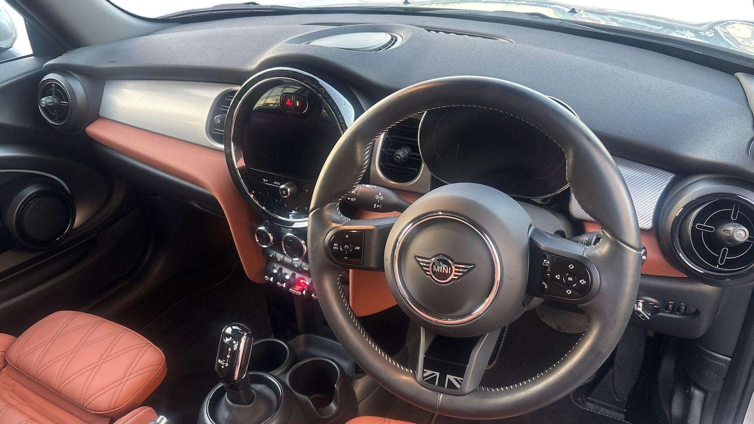 Used MINI Hatch 2023 for sale - 77011126: Photo 6