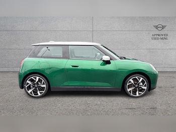Used MINI Cooper 2024 for sale - 75329272: Photo