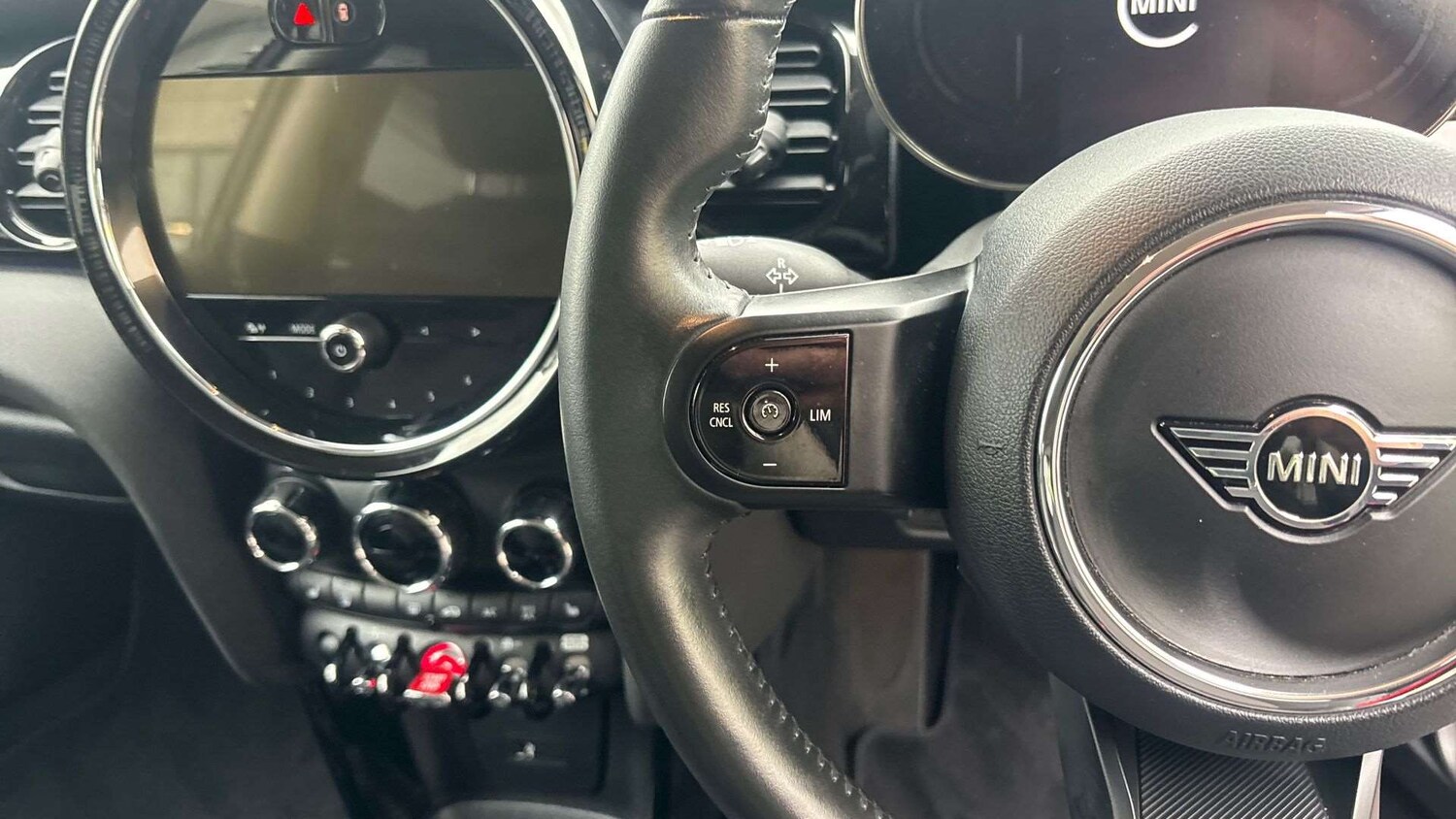 Used MINI Hatch 2023 for sale - 76218417: Photo 22