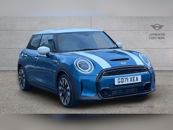 2021 - 2.0 Cooper S Exclusive 5dr Auto