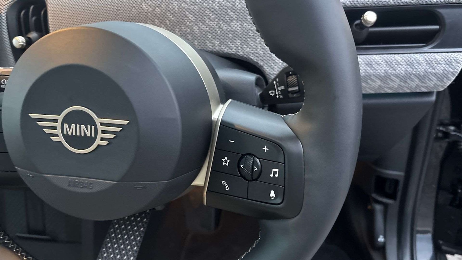 Used MINI Cooper 2025 for sale - 76488116: Photo 23