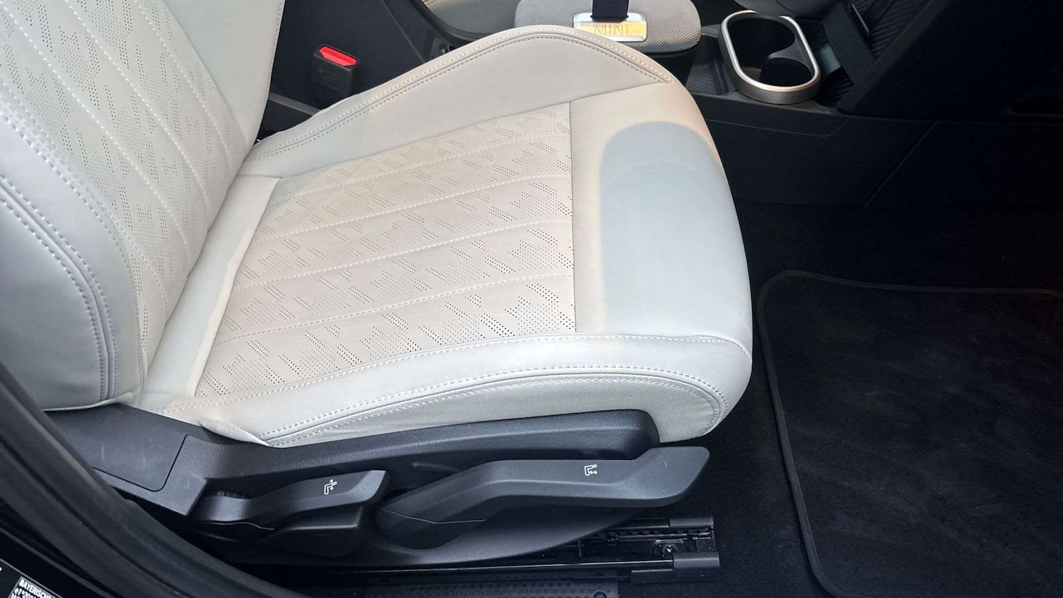 Used MINI Cooper 2025 for sale - 76488116: Photo 28