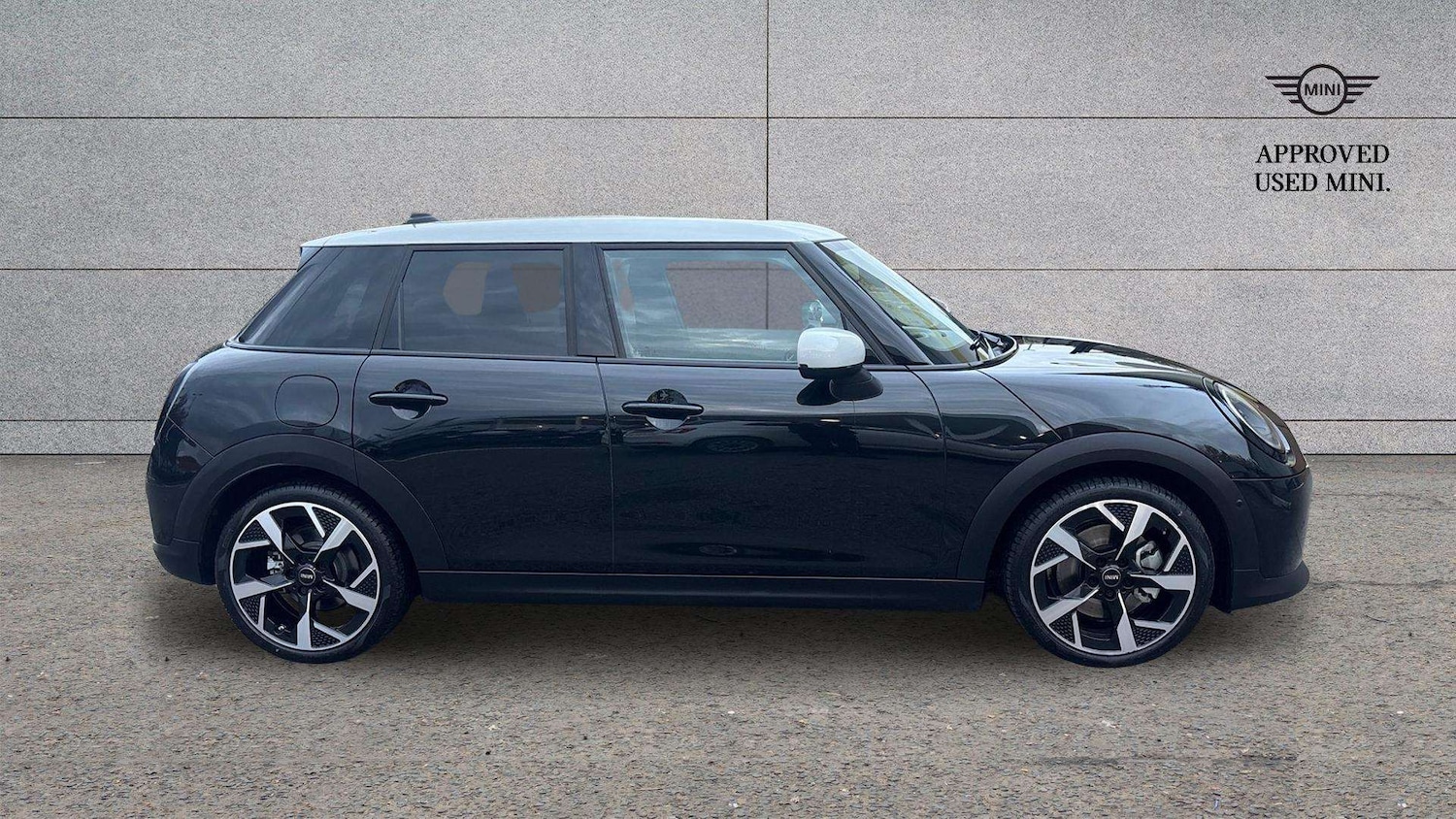 Used MINI Cooper 2025 for sale - 76488116: Photo 4