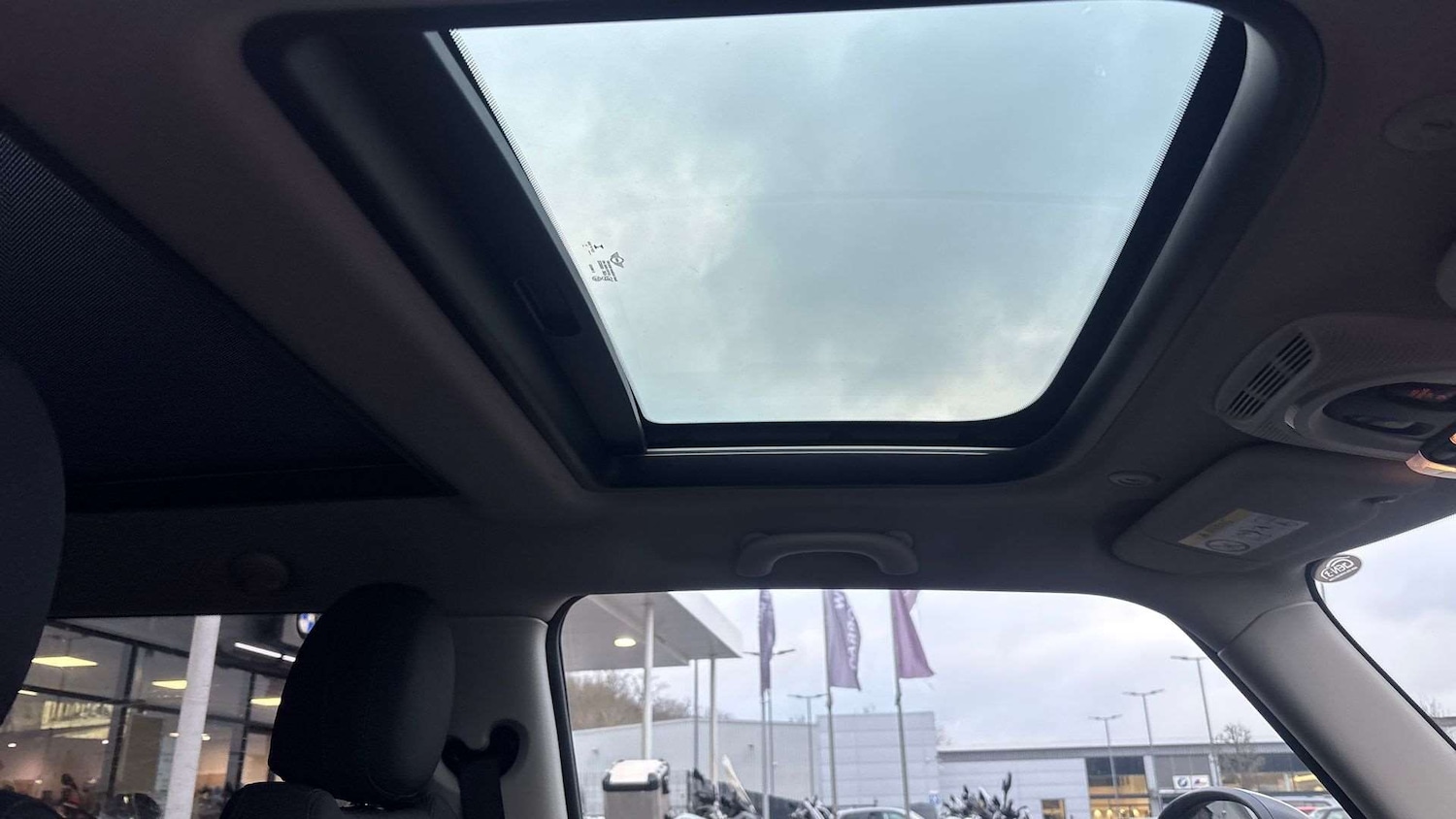 Used MINI Hatch 2018 for sale - 77389827: Photo 35