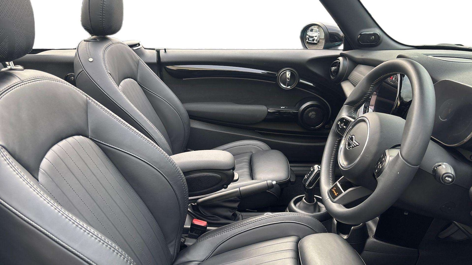 Used MINI Convertible 2023 for sale - 76515660: Photo 13