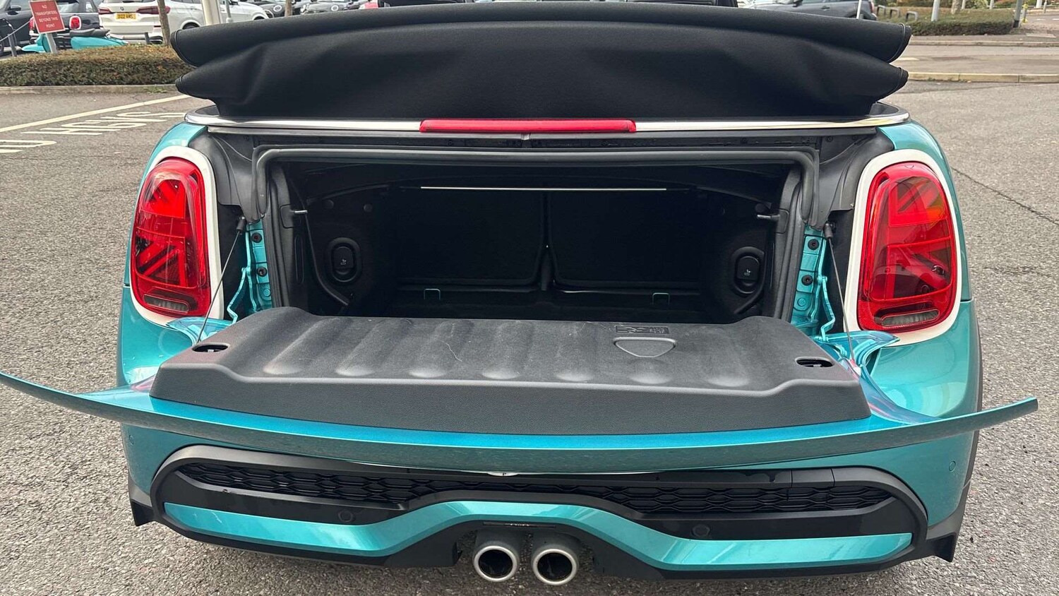 Used MINI Convertible 2023 for sale - 76515660: Photo 15