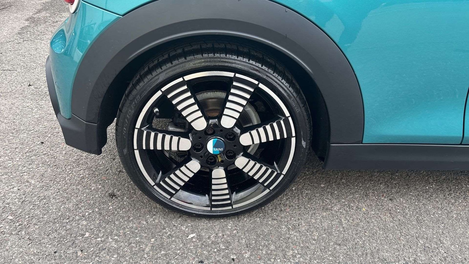 Used MINI Convertible 2023 for sale - 76515660: Photo 16