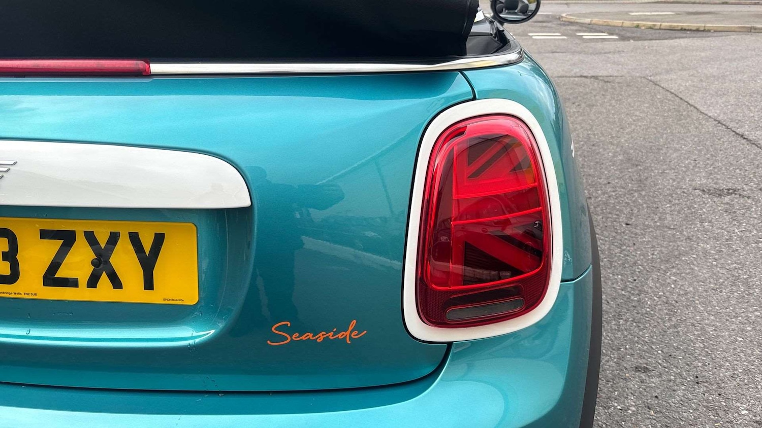 Used MINI Convertible 2023 for sale - 76515660: Photo 17