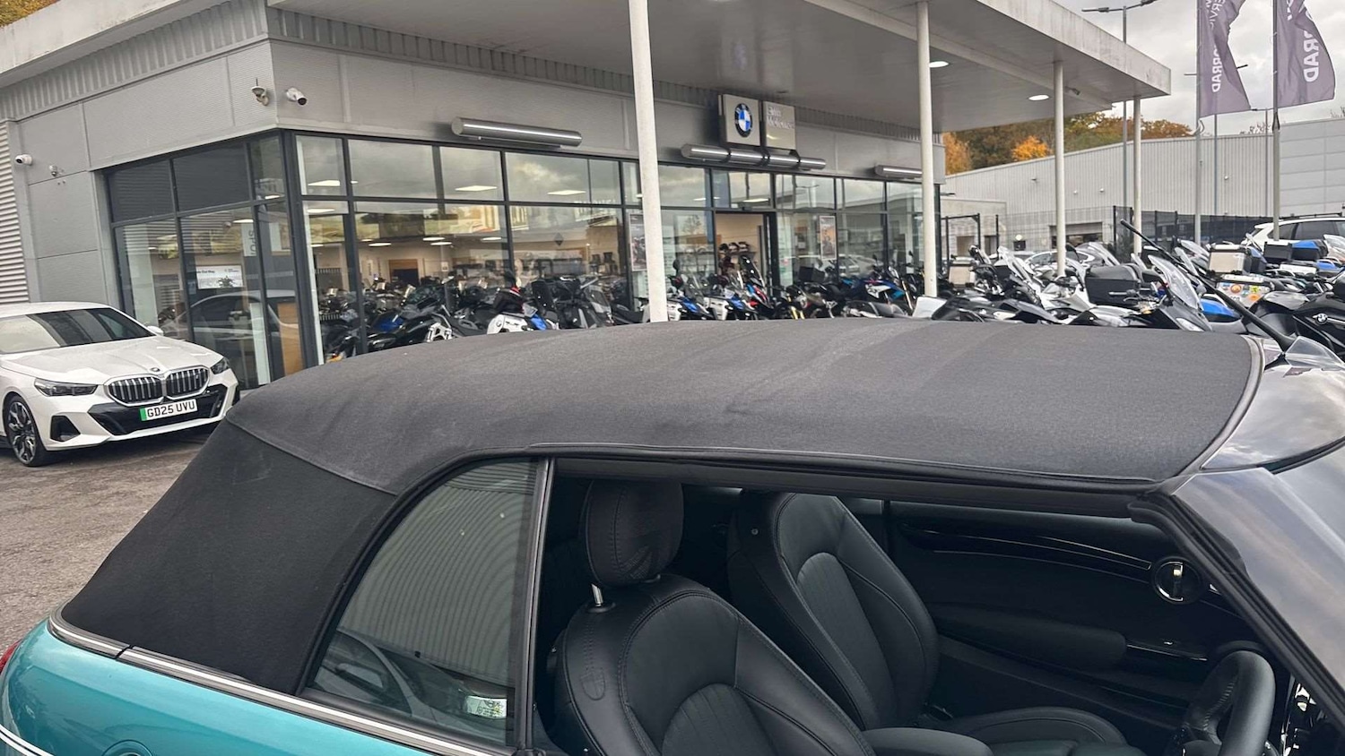 Used MINI Convertible 2023 for sale - 76515660: Photo 19