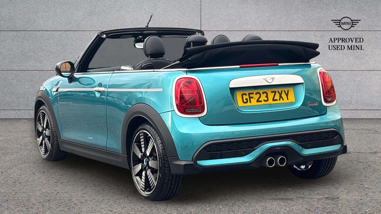 Used MINI Convertible 2023 for sale - 76515660: Photo 2
