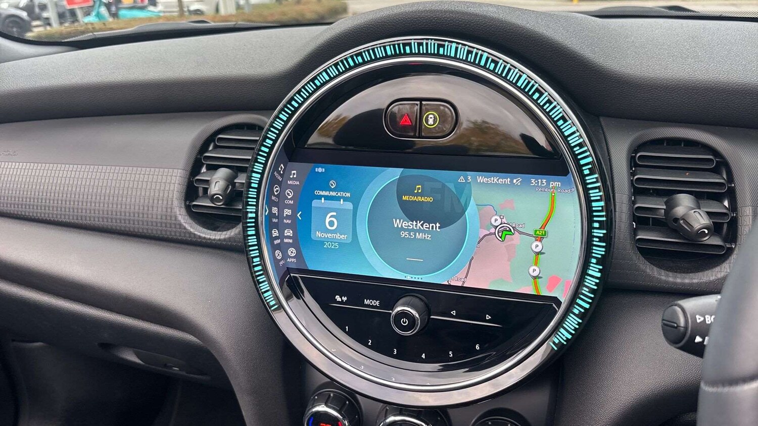 Used MINI Convertible 2023 for sale - 76515660: Photo 31