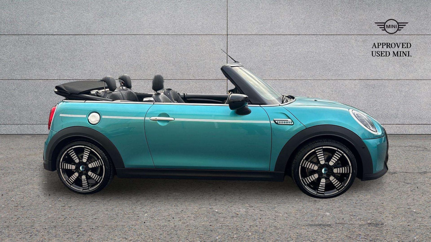 Used MINI Convertible 2023 for sale - 76515660: Photo 4