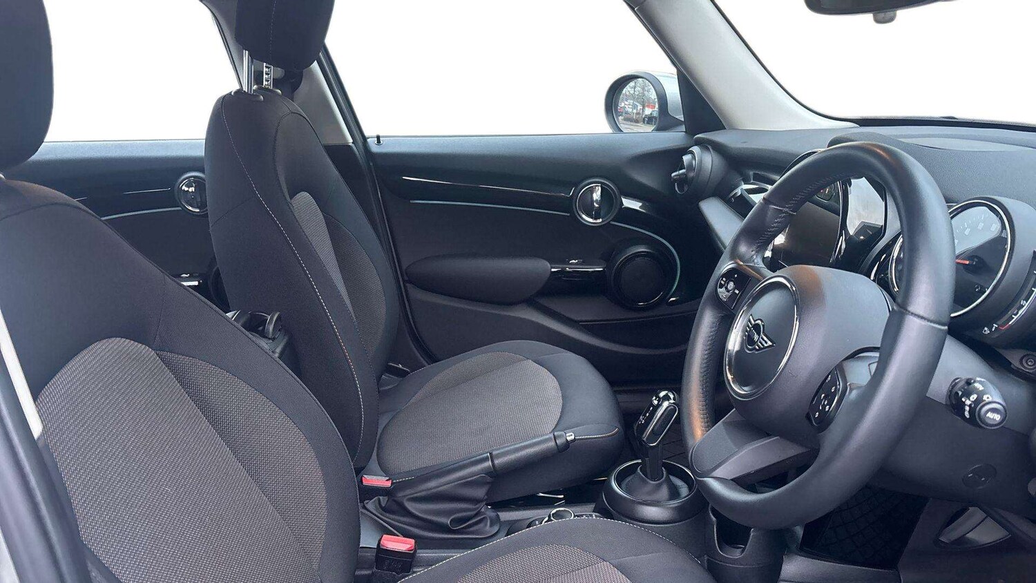 Used MINI Hatch 2022 for sale - 77500358: Photo 13