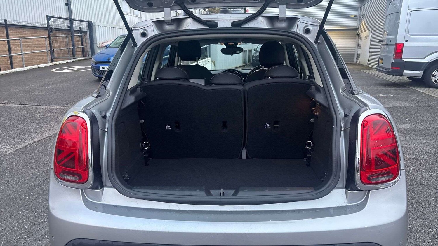 Used MINI Hatch 2022 for sale - 77500358: Photo 15