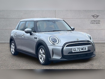 MINI Hatch feature image