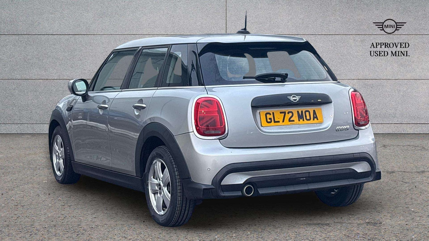 Used MINI Hatch 2022 for sale - 77500358: Photo 2