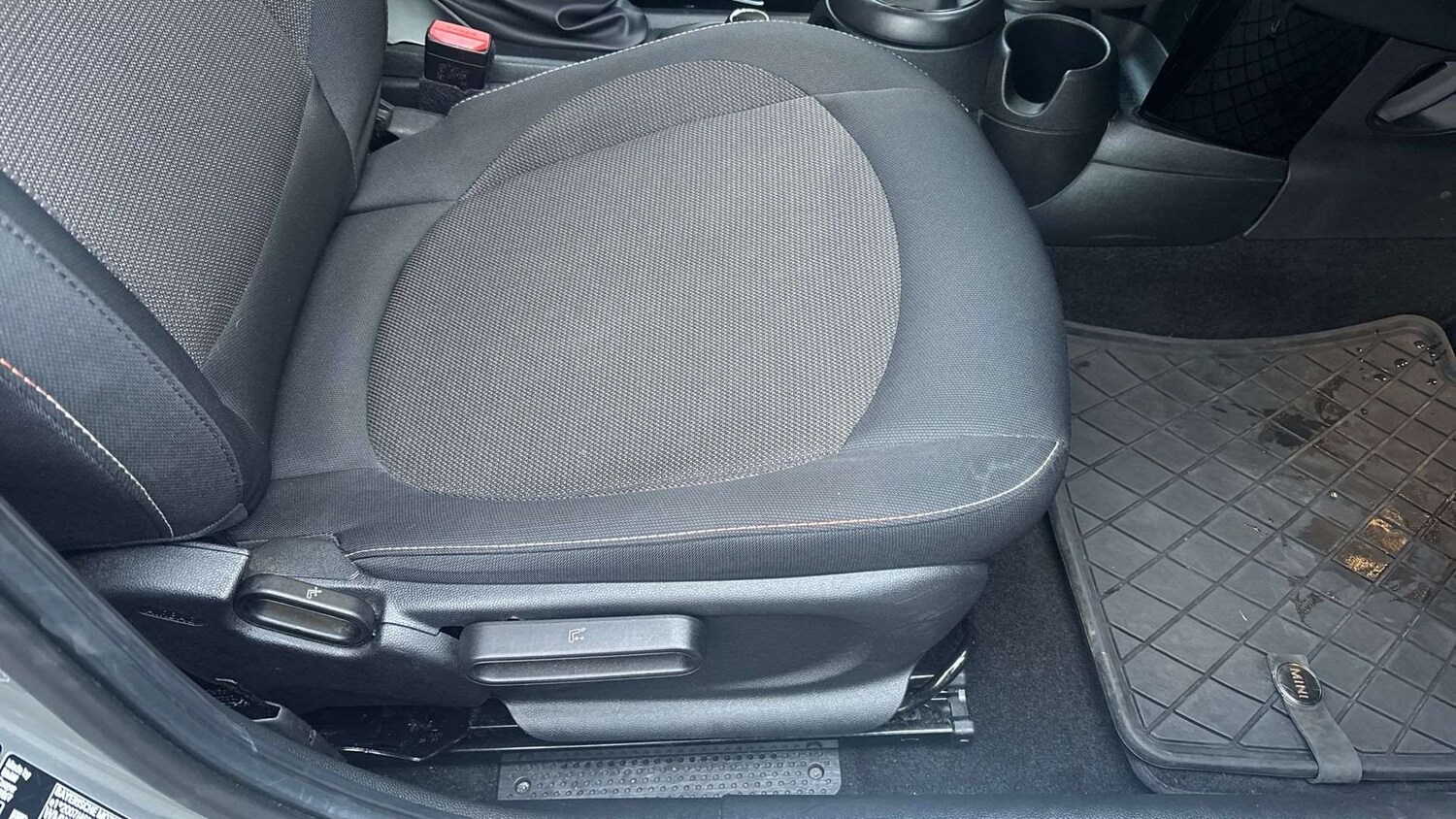 Used MINI Hatch 2022 for sale - 77500358: Photo 28