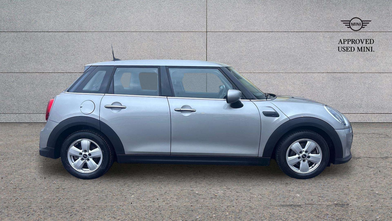 Used MINI Hatch 2022 for sale - 77500358: Photo 4