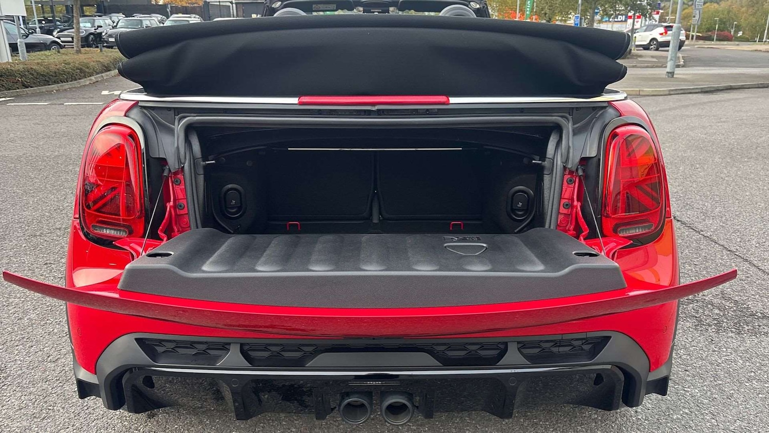 Used MINI Convertible 2024 for sale - 76421206: Photo 15