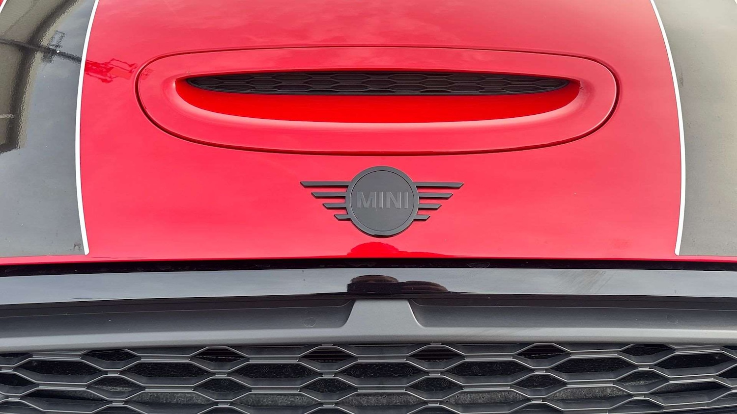 Used MINI Convertible 2024 for sale - 76421206: Photo 24