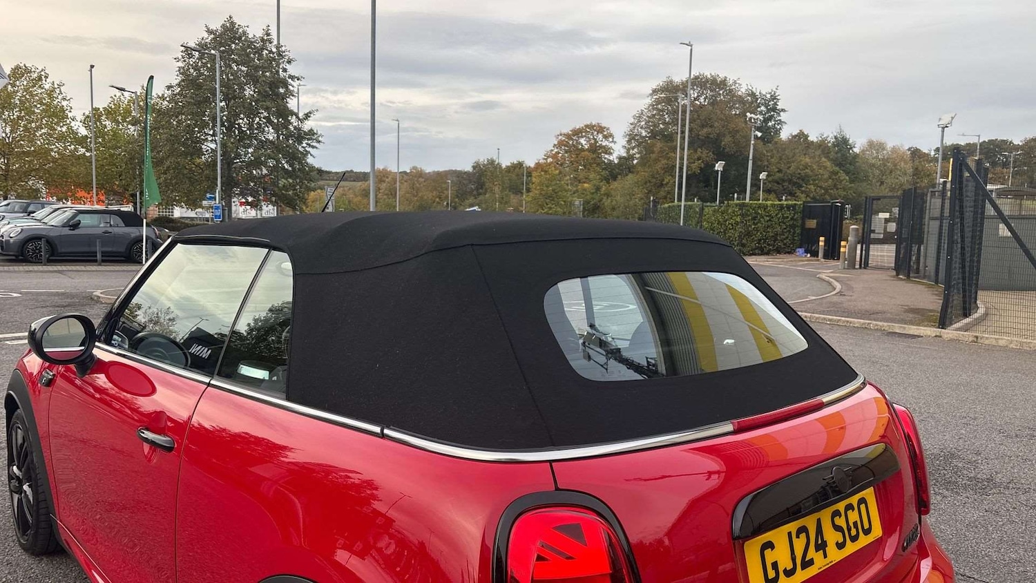 Used MINI Convertible 2024 for sale - 76421206: Photo 35