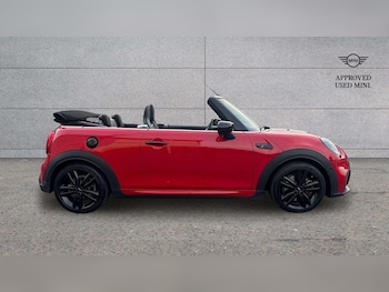 Used MINI Convertible 2024 for sale - 76421206: Photo