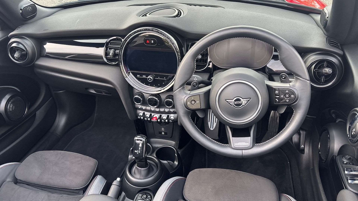 Used MINI Convertible 2024 for sale - 76421206: Photo 6