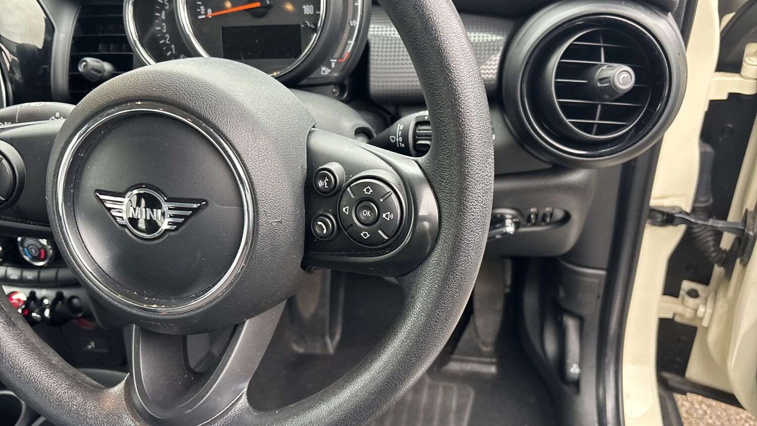 Used MINI Hatch 2020 for sale - 78052338: Photo 23