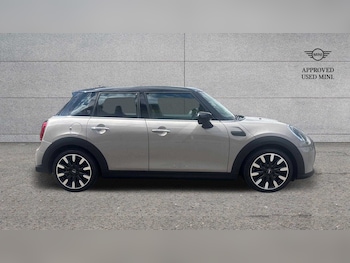 Used MINI Clubman 2021 for sale - 75329345: Photo