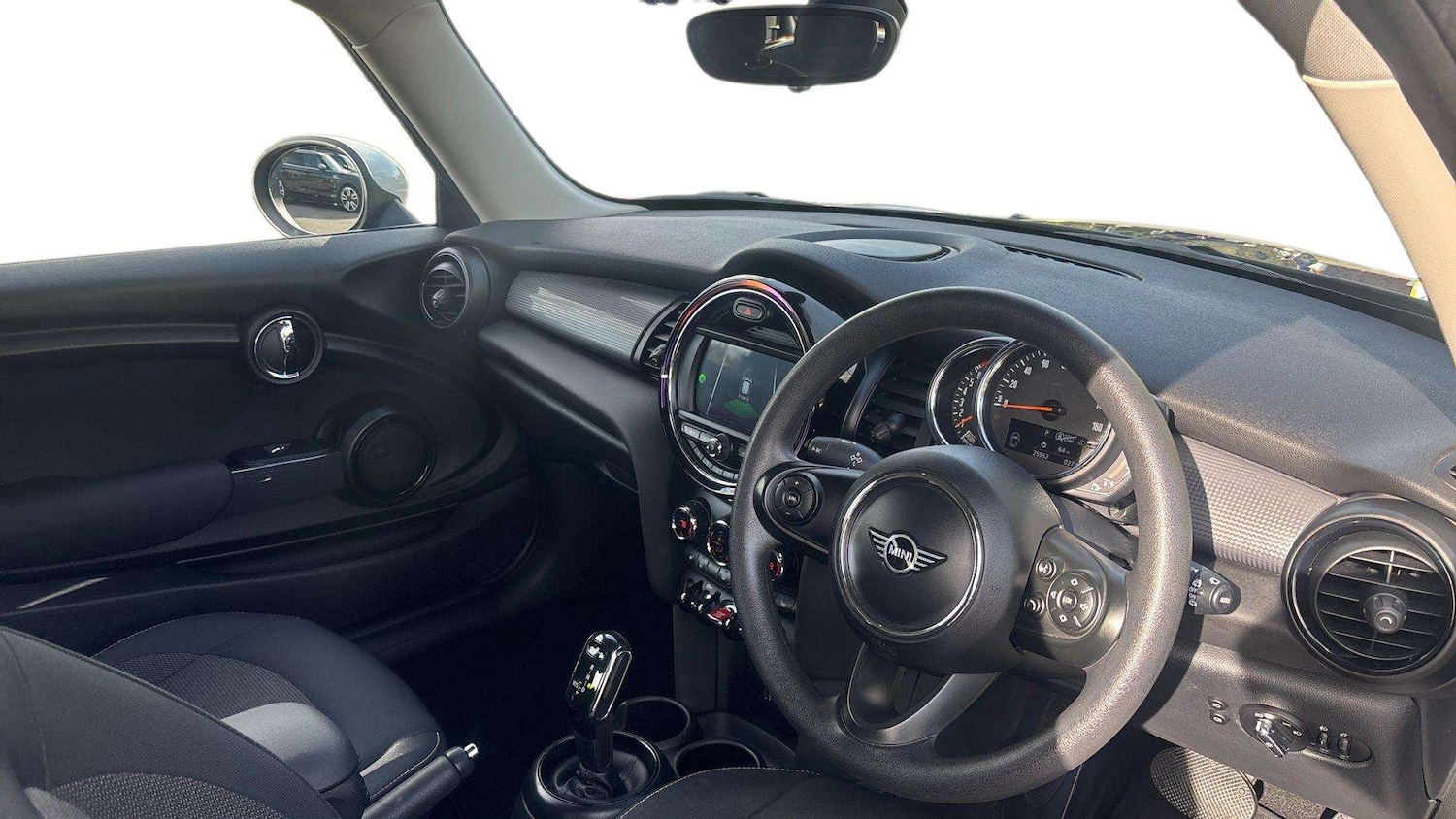 Used MINI Hatch 2018 for sale - 75993806: Photo 6