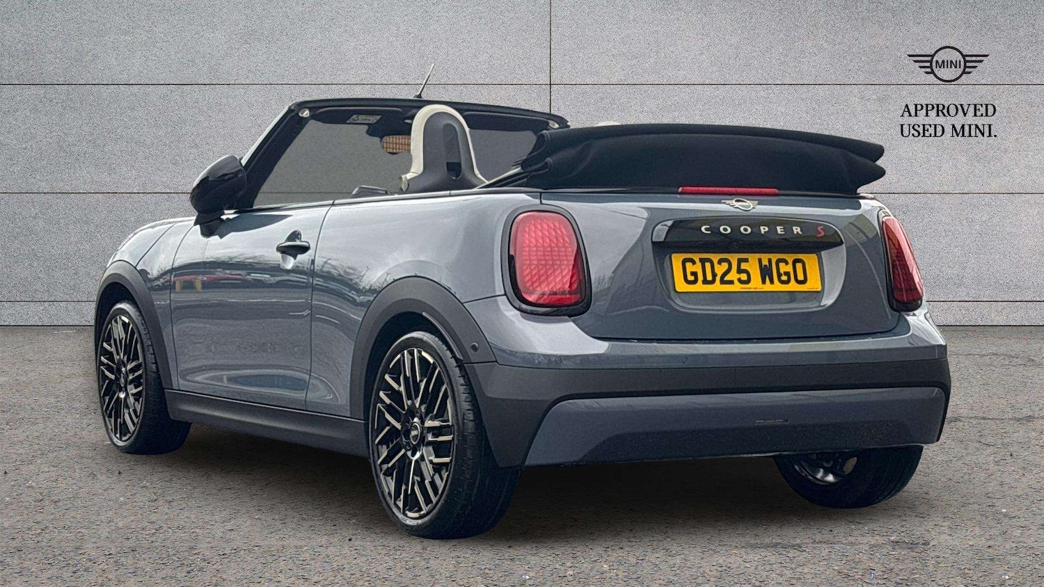 Used MINI Cooper 2025 for sale - 77178803: Photo 2