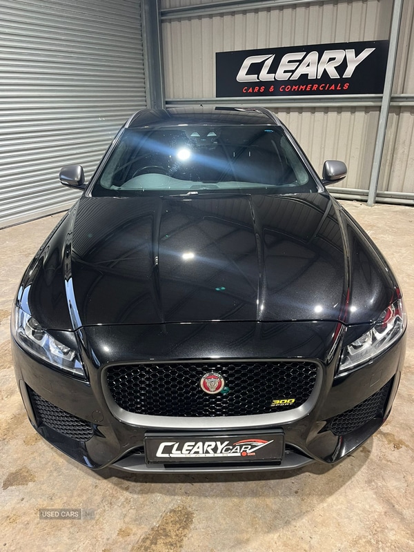 Used Jaguar XF 2018 for sale - 76702706: Photo 2