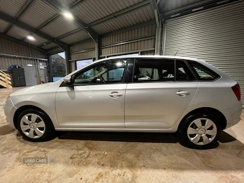 Used Skoda Rapid 2016 for sale - 76977051: Photo