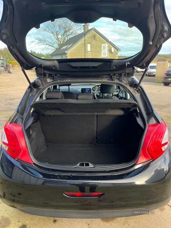 Used Peugeot 208 2013 for sale - 76585870: Photo 5