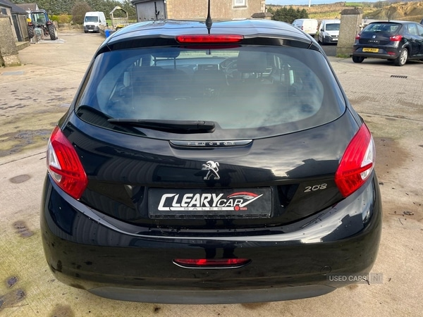 Used Peugeot 208 2013 for sale - 76585870: Photo 6