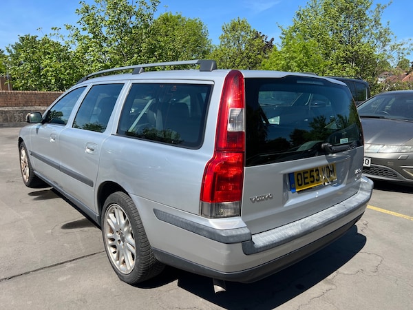 Used Volvo V70 2003 for sale - 74556477: Photo 5