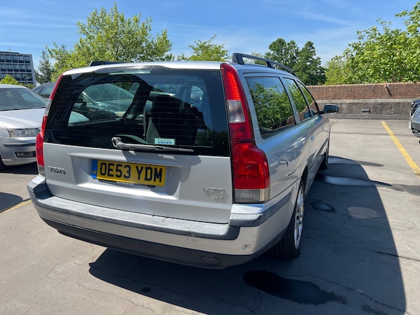 Used Volvo V70 2003 for sale - 74556477: Photo 7