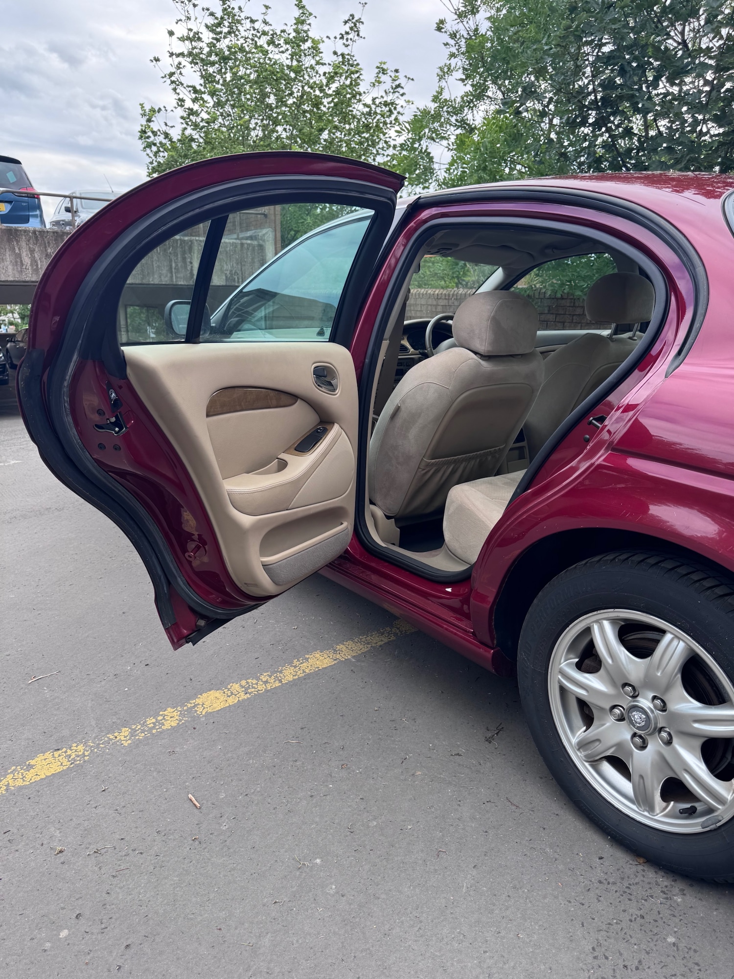 Vehicle 27