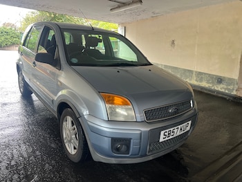 2008 (57) - 1.4 Zetec 5dr [Climate]